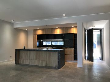 Patagonia Home con Pileta - Casa premium a estrenar en Villa Warcalde