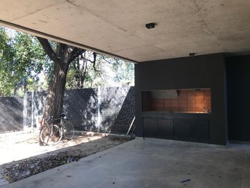 Patagonia Home con Pileta - Casa premium a estrenar en Villa Warcalde