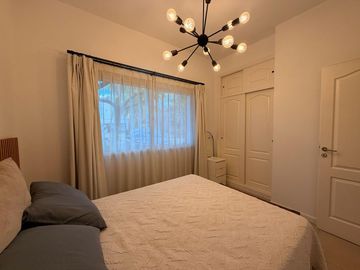 Casa en venta en lote central en Las Orquideas - EN EXCLUSIVA
