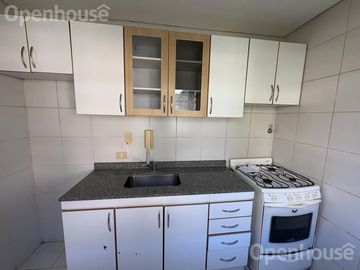 VENTA -EXCELENTE DEPATAMENTO 3 AMBIENTES EN BARRIO LAS MERCEDES-APTO CREDITO