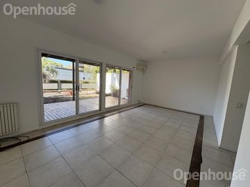 VENTA -EXCELENTE DEPATAMENTO 3 AMBIENTES EN BARRIO LAS MERCEDES-APTO CREDITO