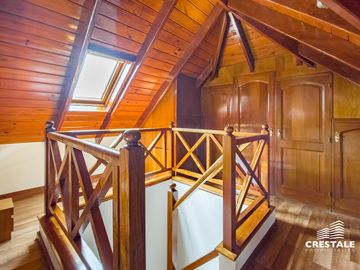 Venta  / permuta | Casa de 4 dormitorios con jardín y piscina | Rosario sur