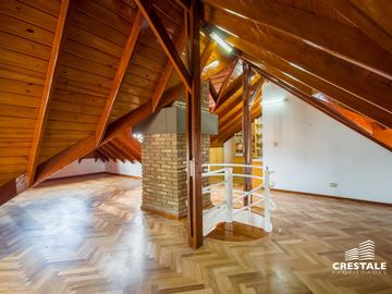 Venta  / permuta | Casa de 4 dormitorios con jardín y piscina | Rosario sur