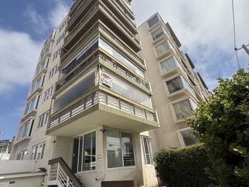 Venta hermoso detpo sector las casas encinas Concón