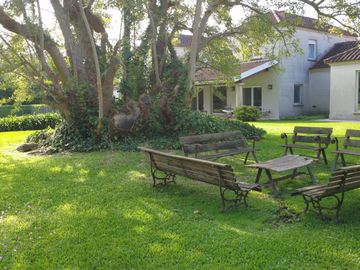 Casa en Venta 10 Ambientes en Ayres de Pilar