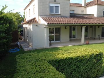 Casa en Venta 10 Ambientes en Ayres de Pilar