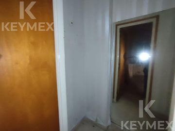 CASA EN VENTA | 2 PLANTAS | CALLE 54 E/ 8 Y 9 – MICROCENTRO LA PLATA