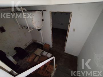 CASA EN VENTA | 2 PLANTAS | CALLE 54 E/ 8 Y 9 – MICROCENTRO LA PLATA