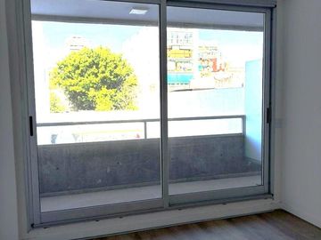 Departamento a estrenar con patio en Flores FINANCIACIÓN