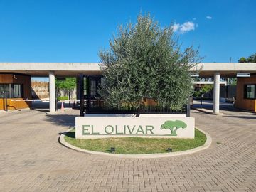 Casa en Venta, 5 Ambientes, en Barrio Privado El Olivar, Del Viso, Pilar, GBA Norte