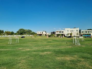 Casa en Venta, 5 Ambientes, en Barrio Privado El Olivar, Del Viso, Pilar, GBA Norte