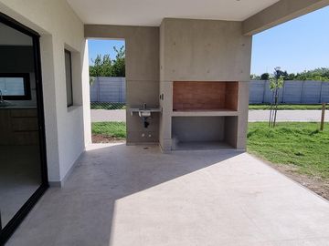 Casa en Venta, 5 Ambientes, en Barrio Privado El Olivar, Del Viso, Pilar, GBA Norte