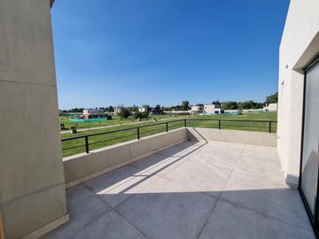 Casa en Venta, 5 Ambientes, en Barrio Privado El Olivar, Del Viso, Pilar, GBA Norte