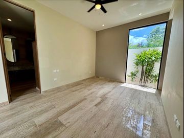 Casa en RENTA, Privada Tamara, zona Country Club