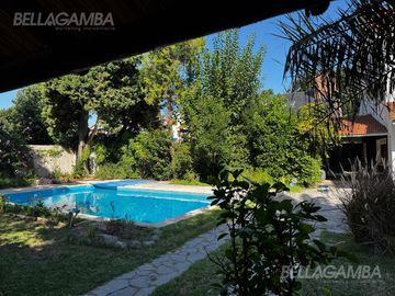 PH VENTA FLORIDA 6 AMBIENTES PISCINA QUINCHO JARDIN