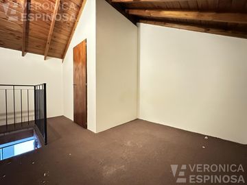 PH duplex de 3 ambientes en venta en Moron