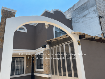 Casa en Venta en Jardines de Andalucia Guadalupe