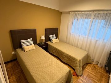 Departamento en venta-3 ambientes con balcon-Plaza Colon-Mar del Plata