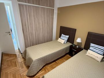 Departamento en venta-3 ambientes con balcon-Plaza Colon-Mar del Plata