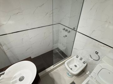 Departamento en venta-3 ambientes con balcon-Plaza Colon-Mar del Plata
