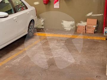 Cochera en Venta en Belgrano!