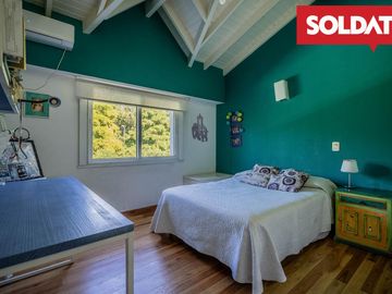 Casa muy solida en  Ayres de Pilar, en venta. 5 cuartos. piscina. Apto crédito