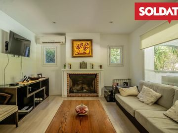 Casa muy solida en  Ayres de Pilar, en venta. 5 cuartos. piscina. Apto crédito