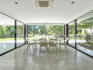 Casa en Armenia  Country Club diseñada por Mario Roberto Alvarez