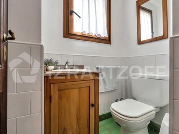 Casa en venta en Ayres de Pilar 4 dormitorios, jardin y pileta