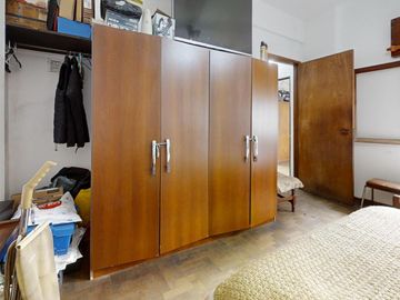 Casa Multifamiliar en Venta de 4 Ambientes en Villa Adelina con Parrilla, Terraza y Lavadero