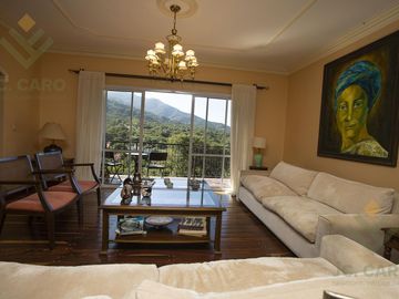 Espectacular Casa en Altos de San Lorenzo