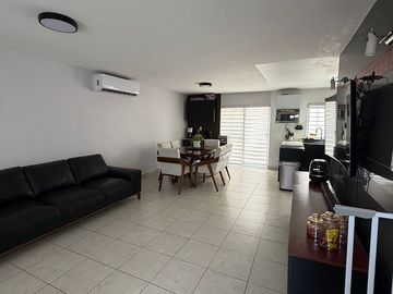 CASA EN VENTA, CUMBRES PROVENZA SEC VENTO - GARCIA N.L.