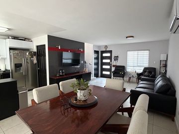 CASA EN VENTA, CUMBRES PROVENZA SEC VENTO - GARCIA N.L.