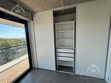 Venta Departamento 3 Ambientes con Increible Vista Al Rio y Cochera Domus Libertador