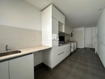 Venta Departamento 3 Ambientes con Cochera y Baulera | Torre Stay | Palermo | Piso Alto con Amenities Premium