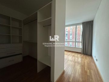 Venta Departamento 3 Ambientes con Cochera y Baulera | Torre Stay | Palermo | Piso Alto con Amenities Premium