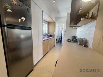 VENTA. Penthouse. 3 ambientes. Vista abierta. Piso alto. Belgrano.