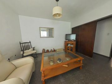 CASA EN VENTA SEXTA SECCION MENDOZA 3 DORMITORIOS CON TOUR VIRTUAL