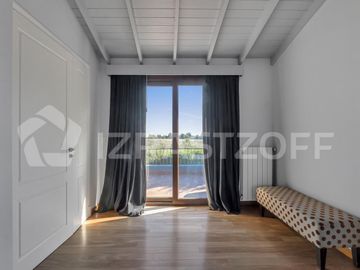 Casa en venta en barrio cerrado Villa Rosa
