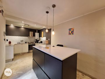 Casa 2 Dormitorios - Paraguay 1100 - Centro Rosario | Venta