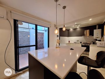 Casa 2 Dormitorios - Paraguay 1100 - Centro Rosario | Venta