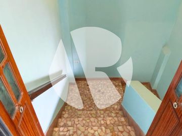 PH en Lomas Del Mirador - Impecable 3 amb  con patio, balcón y parrilla
