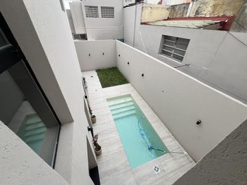 Venta casa Rosario barrio Abasto 4 Dormitorios luminosa moderna estrenar amplia