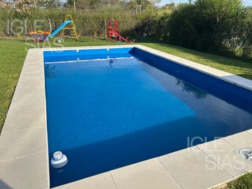 Casa en venta y en alquiler en Araucarias, Puertos. Escobar