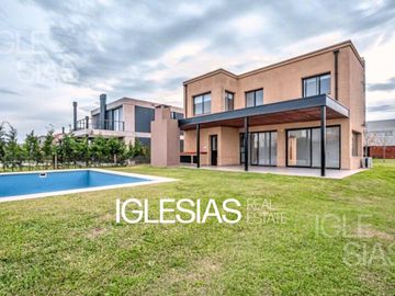 Casa en venta y en alquiler en Araucarias, Puertos. Escobar
