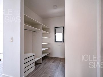 Casa en venta y en alquiler en Araucarias, Puertos. Escobar