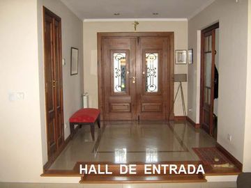 EXCEPCIONAL CASA EN ADROGUE