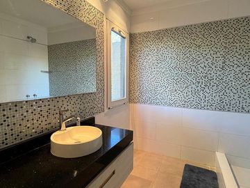 Casa en  venta 9 ambientes en Ayres de Pilar, Pilar
