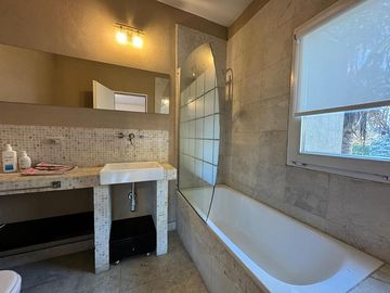 Casa en  venta 9 ambientes en Ayres de Pilar, Pilar