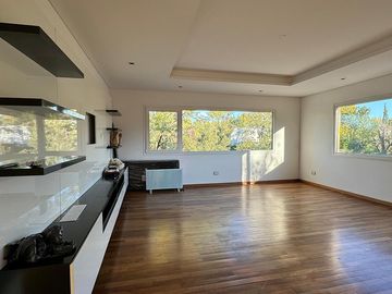 Casa en  venta 9 ambientes en Ayres de Pilar, Pilar
